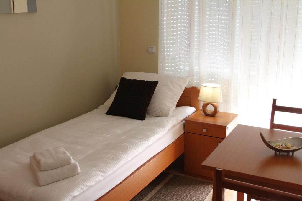 Rooms Villa Aria Sesvete Eksteriør bilde